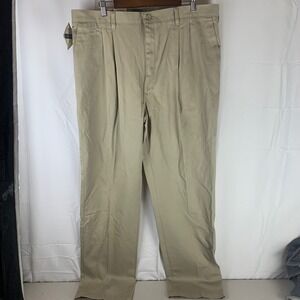 Wrangler Riata Casual Pants Mens 40x34 Khaki Pleated Relaxed Wrinkle Resistant